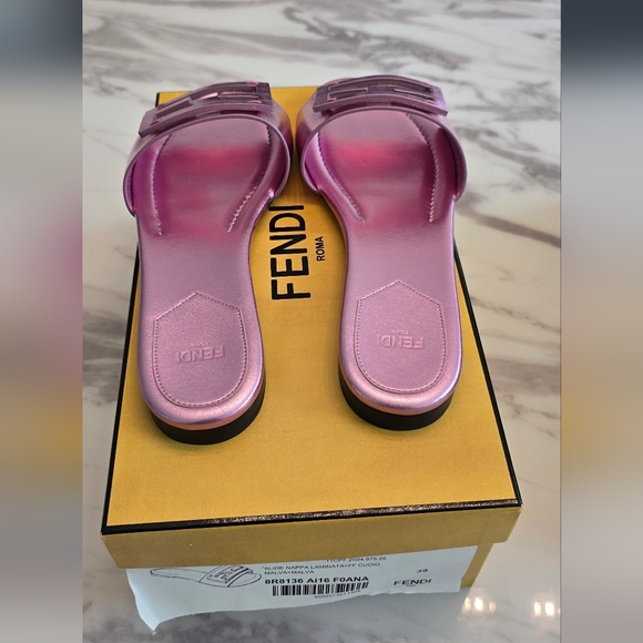 Fendi Women's Metallic Pink Mules - Picture 2 of 6